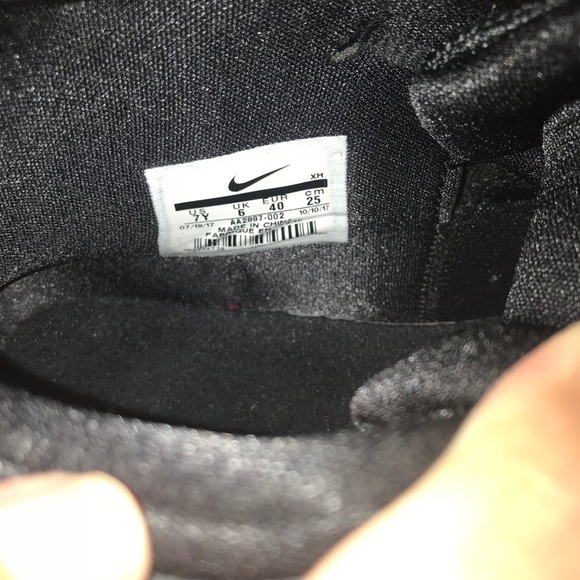 Kyrie 4 - Picture 6 of 6